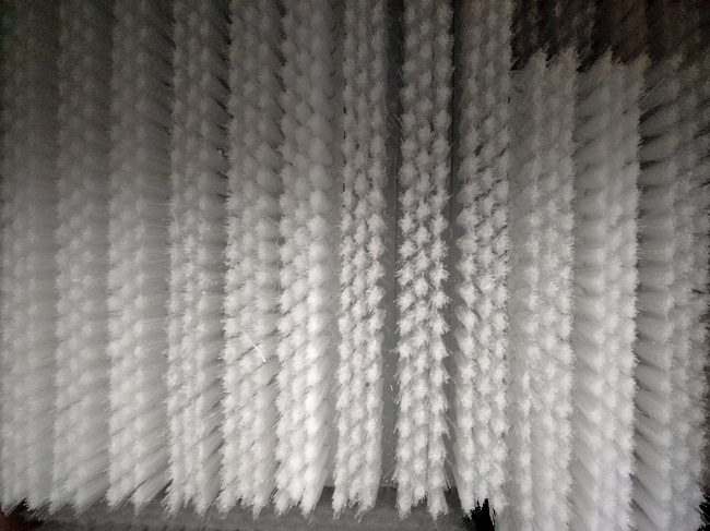 pvc條刷（shuā）產品加工以及製造加工生（shēng）產安徽91福利在线观看刷業有限公司車間